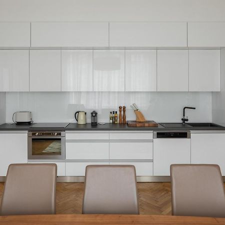 Deluxe Apartment In Old Town By Prague Days Extérieur photo