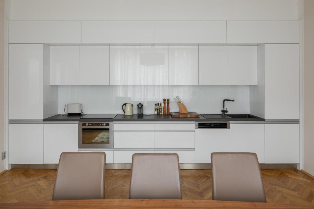 Deluxe Apartment In Old Town By Prague Days Extérieur photo