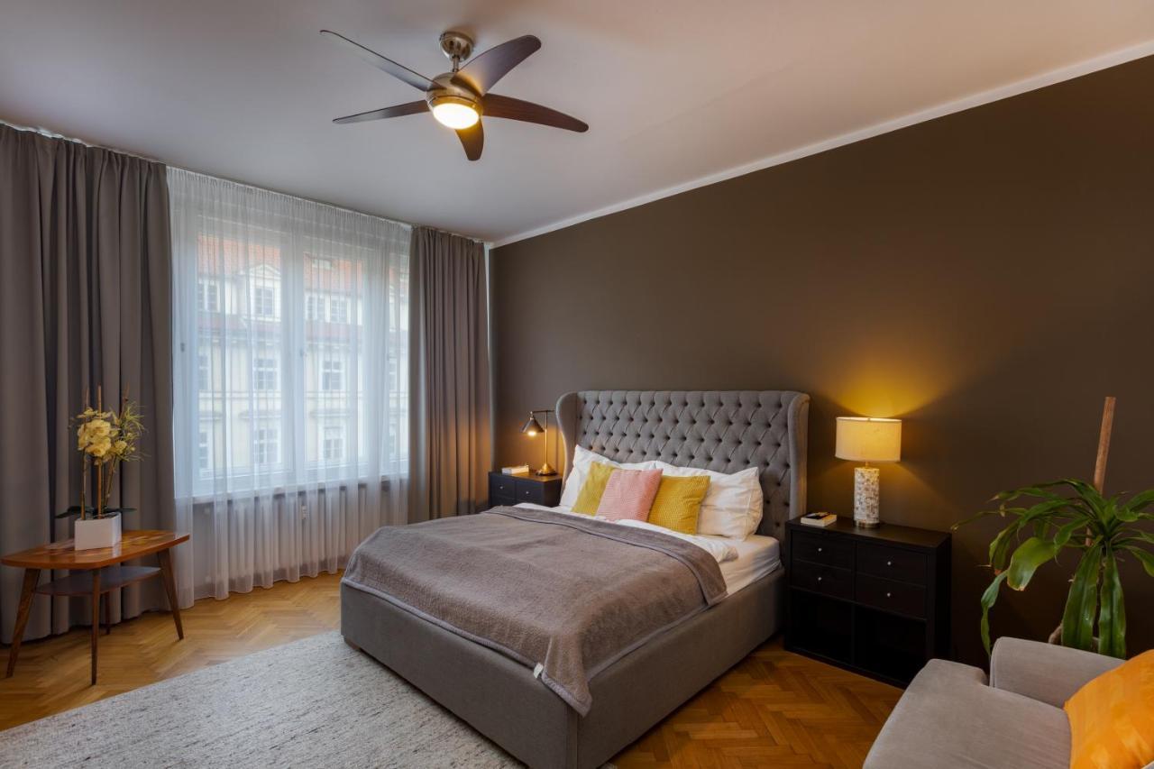 Deluxe Apartment In Old Town By Prague Days Extérieur photo